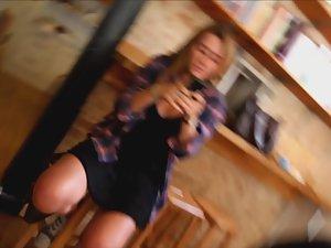 Big boobs glimpse of hot waitress Picture 8