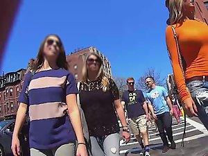 Hourglass body and perfect big boobs Picture 5