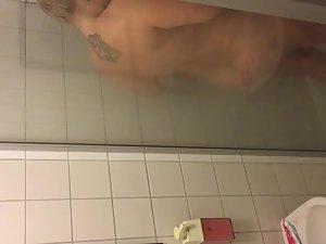 Peeping on tattooed chunky girl in shower Picture 7
