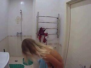 Hidden cam caught fit shorty naked in shower Picture 5