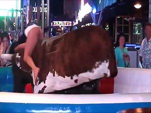 Accidental nudity on the mechanical bull Picture 6