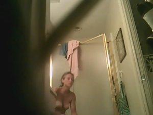 Adorable tan lines spied on a hot milf Picture 5