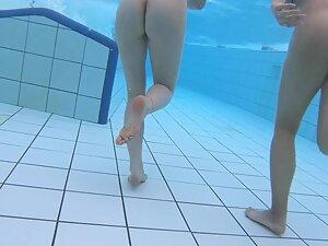 Voyeur swims near naked girls in swimming pool Picture 4