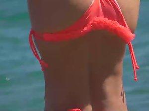 Attention whore does a handstand Picture 2
