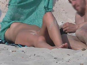 Nakedness on a nudist beach Picture 1