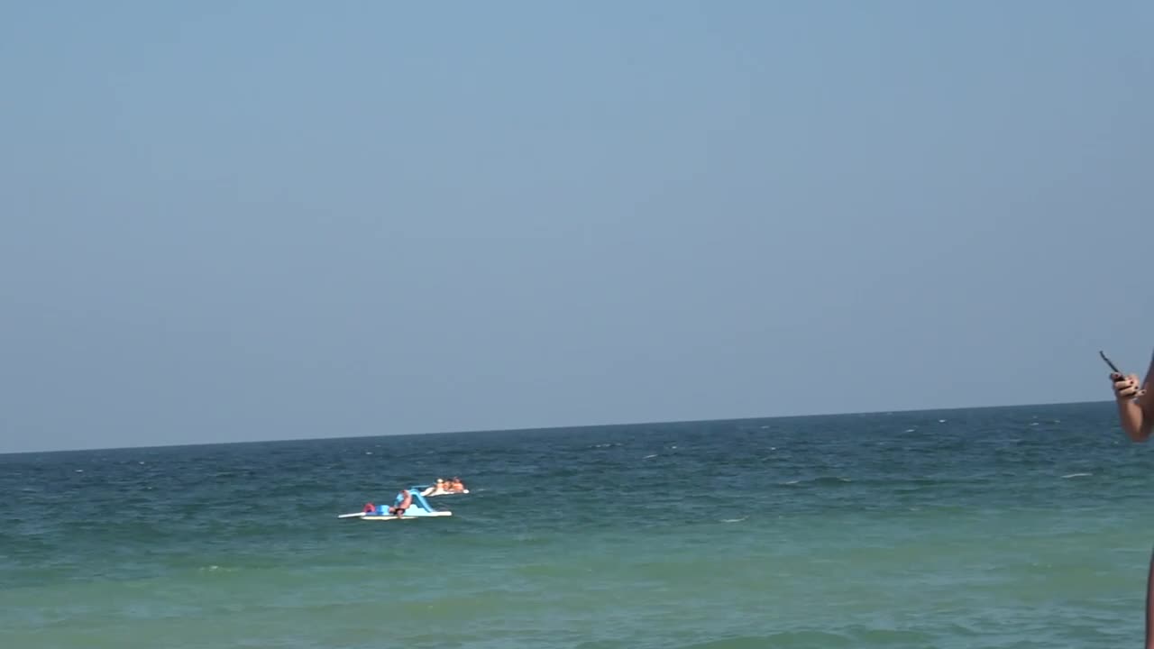 Unwanted voyeur porn video of hot girl posing at beach