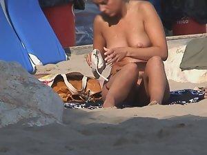 Gorgeous nudist girl and her hairy pussy Picture 4