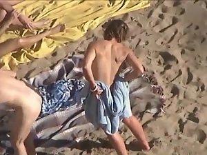 Nudists are horny at the beach Picture 2