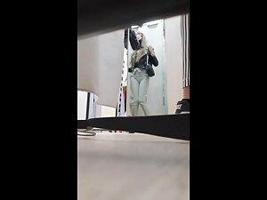 She can't pull new shorts over her bubbly ass Picture 1