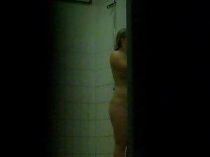 Voyeur spied a hot babe fully naked Picture 3
