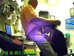 She plans to blackmail her boss Picture 3