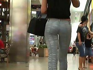 Fancy tight pants cover her sweet ass Picture 1