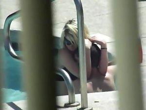 Spying sex in the outside pool Picture 3