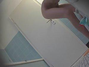 Spying on young hairy pussy in bathroom Picture 7
