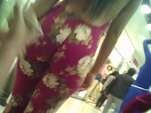 Sexy hostess on store opening day Picture 4