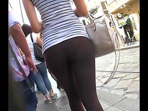 Thong and ridiculously hot ass in cheap leggings Picture 4