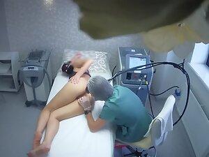 Spying on anal hair removal and ass commenting Picture 5