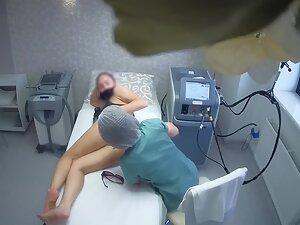 Spying on anal hair removal and ass commenting Picture 7