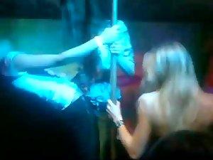 Impulsive babe dancing in the club Picture 5