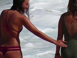 Fantastic ass got dirty from beach sand Picture 6
