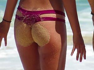 Fantastic ass got dirty from beach sand