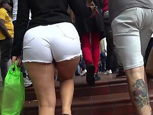 Short haired girl got a powerful butt in white shorts