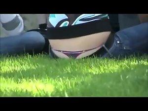 Whale tail revealed when she sat down Picture 8
