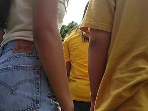 Skinny ass can't fill up loose shorts Picture 6