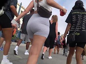 Big young bubble butt wiggles down the street Picture 4