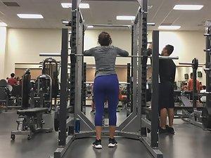 Hot booty inspection during squats by gym voyeur Picture 5