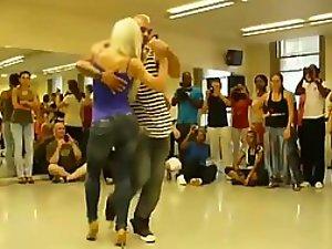 Supreme dancing skills look crazy erotic