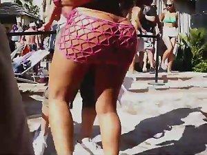 She should get the hottest slut medal Picture 6