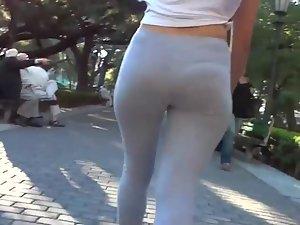 Creeping up behind a big shapely butt Picture 2