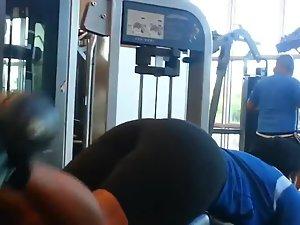 Muscular woman's ass doing a workout Picture 4