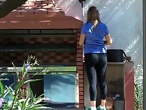 Neighbor strolls out in her black tights Picture 7