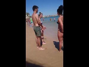 Inspection of perky ass while she has fun on beach Picture 6