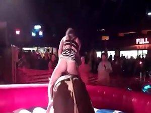 Accidental show off while riding a bull Picture 6
