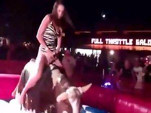 Accidental show off while riding a bull Picture 7
