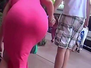 Peeping on a most captivating ass Picture 7