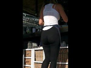 Thongs of waitresses at beach bar Picture 6