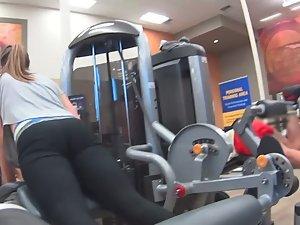 Sexy girl does leg curls in gym Picture 5