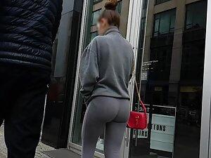 Grey leggings flatter her tight round ass Picture 7