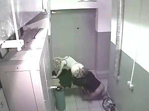Security cam caught sex in office lockers Picture 3