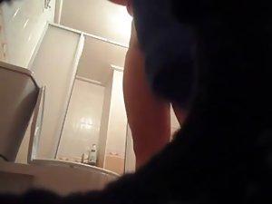 Spying on friend's very hairy pussy Picture 5