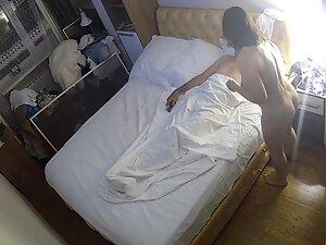 Spying on foreplay in bedroom and unplanned delay Picture 1