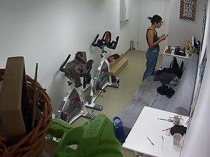 Spying on fit girl's small tits and tattoo Picture 2