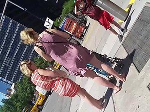 It is destiny for wind to show her ass in upskirt Picture 5