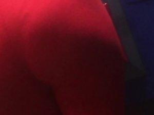 Ass in red turns the voyeur into a bull Picture 8