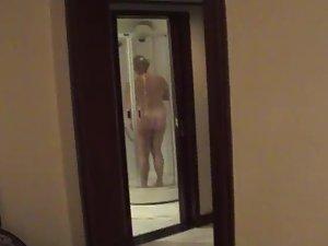 Milf filmed while under the shower Picture 7