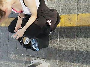 Small tits and nipple slip in pink bra Picture 4